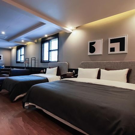 Brown Dot Yangjeong Hotel ปูซาน ภายนอก รูปภาพ