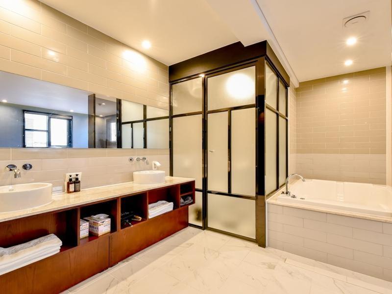 Brown Dot Yangjeong Hotel ปูซาน ภายนอก รูปภาพ