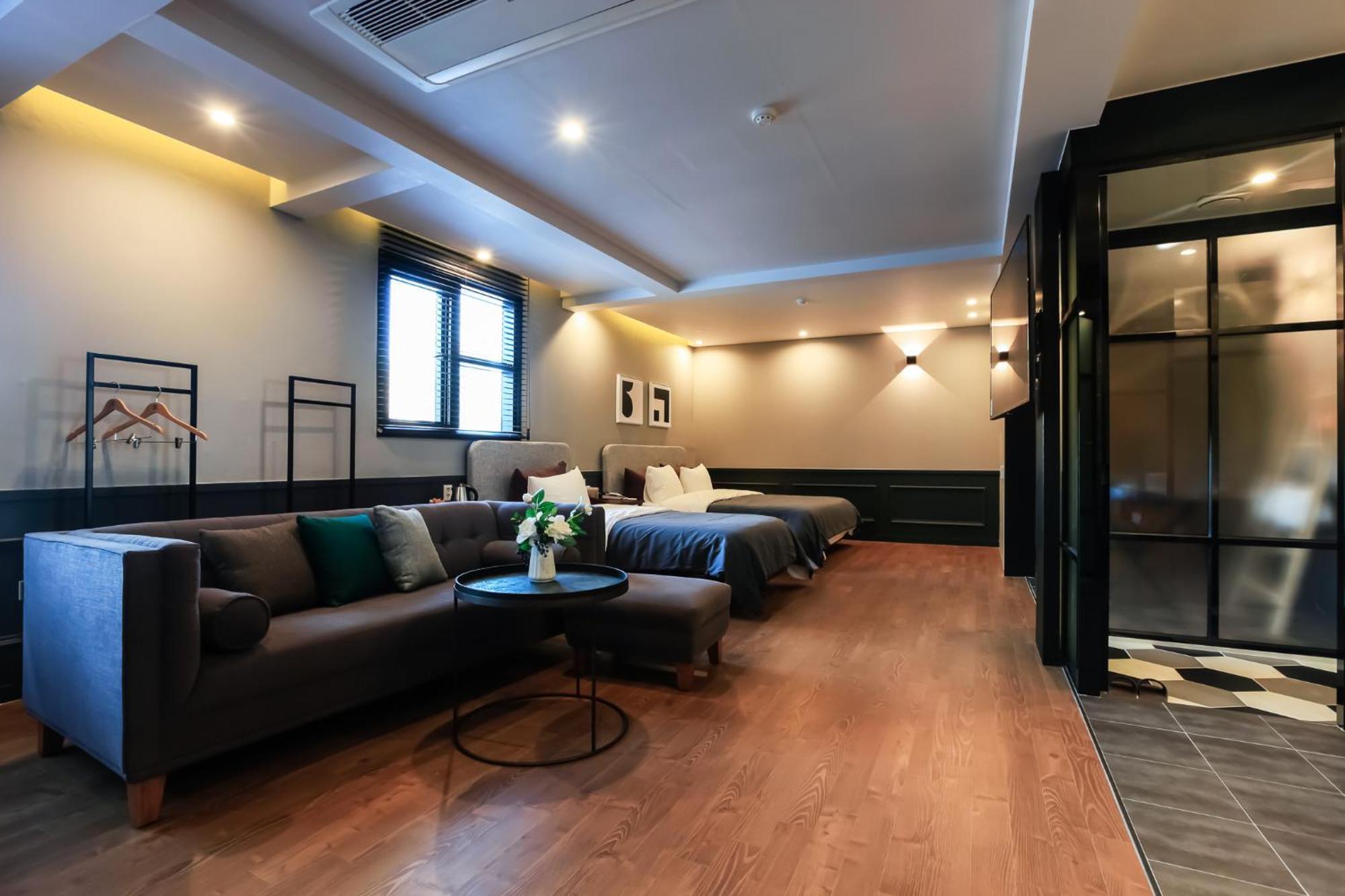 Brown Dot Yangjeong Hotel ปูซาน ภายนอก รูปภาพ
