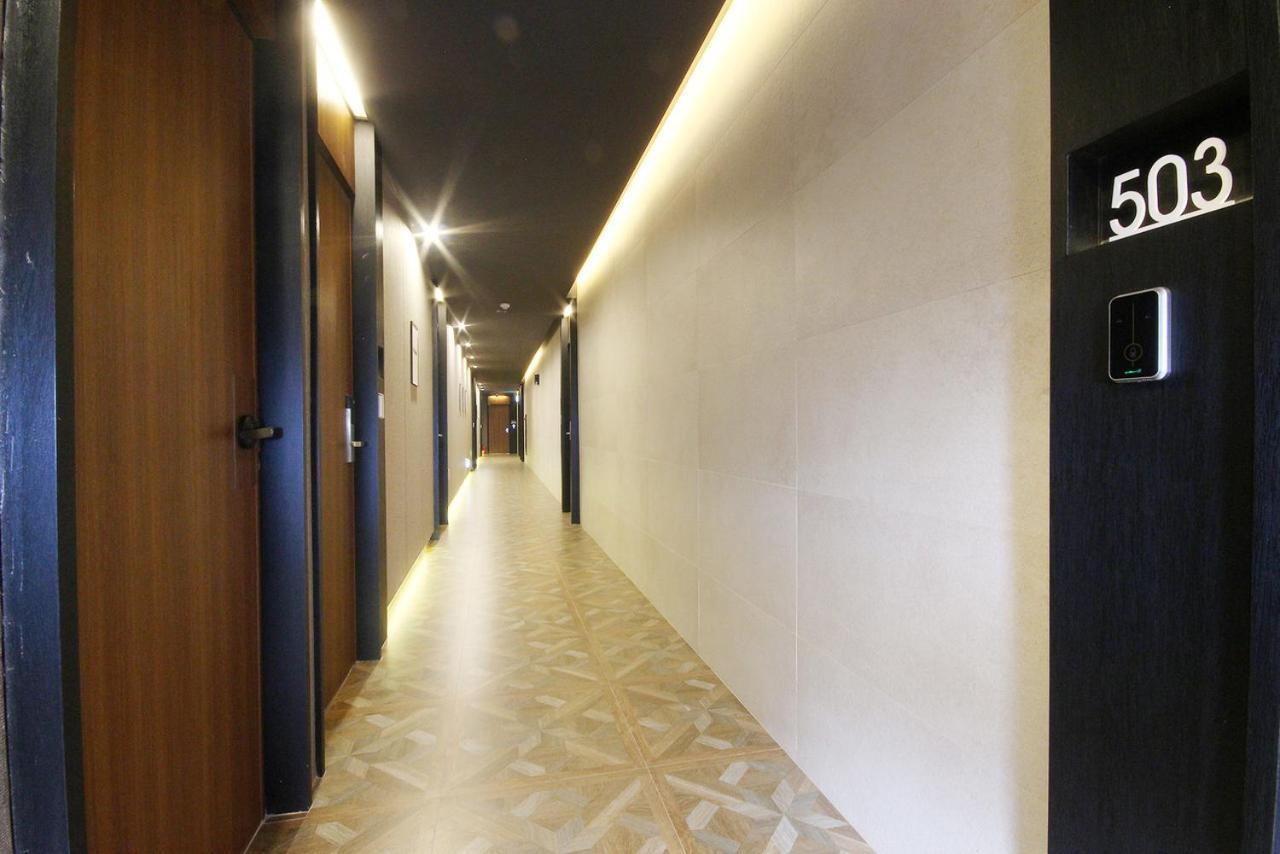 Brown Dot Yangjeong Hotel ปูซาน ภายนอก รูปภาพ
