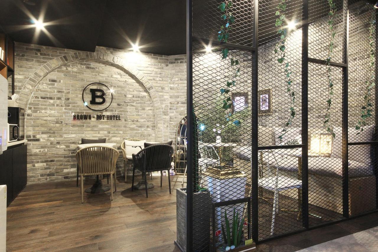 Brown Dot Yangjeong Hotel ปูซาน ภายนอก รูปภาพ